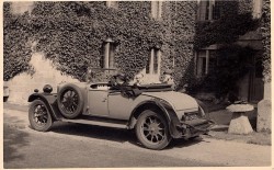 74 1927 AD 14/45 hp 2-seater and dickey, reg YF2455