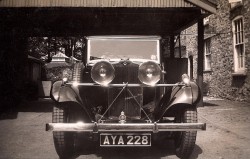 91 1934 AX65 'De Luxe' or 'Special' saloon, reg AYA228